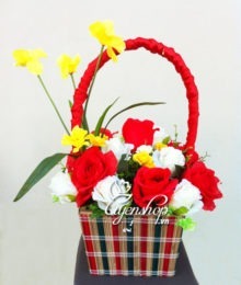 Hoa lụa, hoa giả Uyên shop, Giỏ hoa