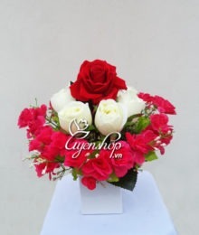 Hoa lụa, hoa giả Uyên shop, Hoa trái tim