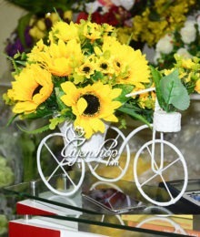 Hoa lụa, hoa giả Uyên shop, Xe đạp hoa Hướng Dương