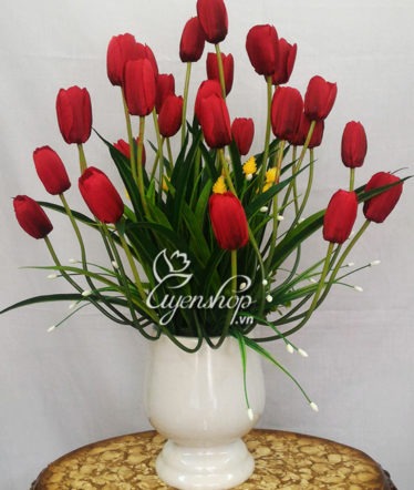 Hoa lụa, hoa giả Uyên shop, Bình hoa Tulip đỏ
