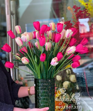 Hoa lụa, hoa giả Uyên shop, Bình Hoa Tulip Hồng