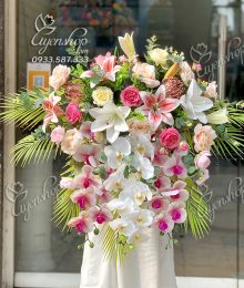 Hoa lụa, hoa giả Uyên shop, Lãng Hoa Bục Phát Biểu Tone Hồng