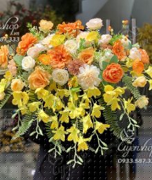 Hoa lụa, hoa giả Uyên shop, Lãng Hoa Bục Phát Biểu Tone Vàng Cam