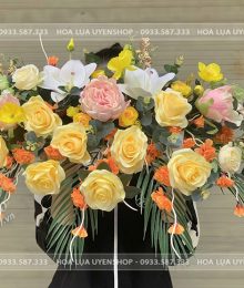 Hoa lụa, hoa giả Uyên shop, Lãng Hoa Bục Phát Biểu Tone Vàng