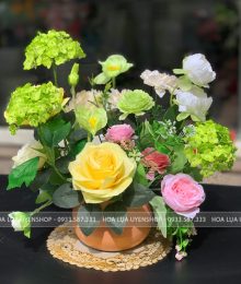 Lọ Hoa Nhỏ Để Bàn Hoa lụa, hoa giả Uyên shop, Lọ Hoa Nhỏ Để Bàn