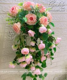 Hoa lụa, hoa giả Uyên shop, Giỏ Hoa Hồng Treo Tường