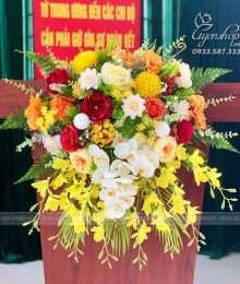 Hoa lụa, hoa giả Uyên shop, Lãng Hoa Bục Phát Biểu Nhỏ