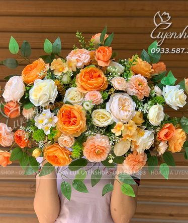 Lãng Hoa Bục Phát Biểu Tone Cam Lãng Hoa Bục Phát Biểu Tone Cam - Uyên Shop