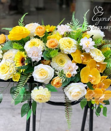 Lãng Hoa Bục Phát Biểu Nhỏ Lãng Hoa Bục Phát Biểu Nhỏ - Uyên Shop