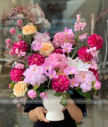 Hoa lụa, hoa giả Uyên shop, Bình Hoa Mix Nghệ Thuật Tone Hồng